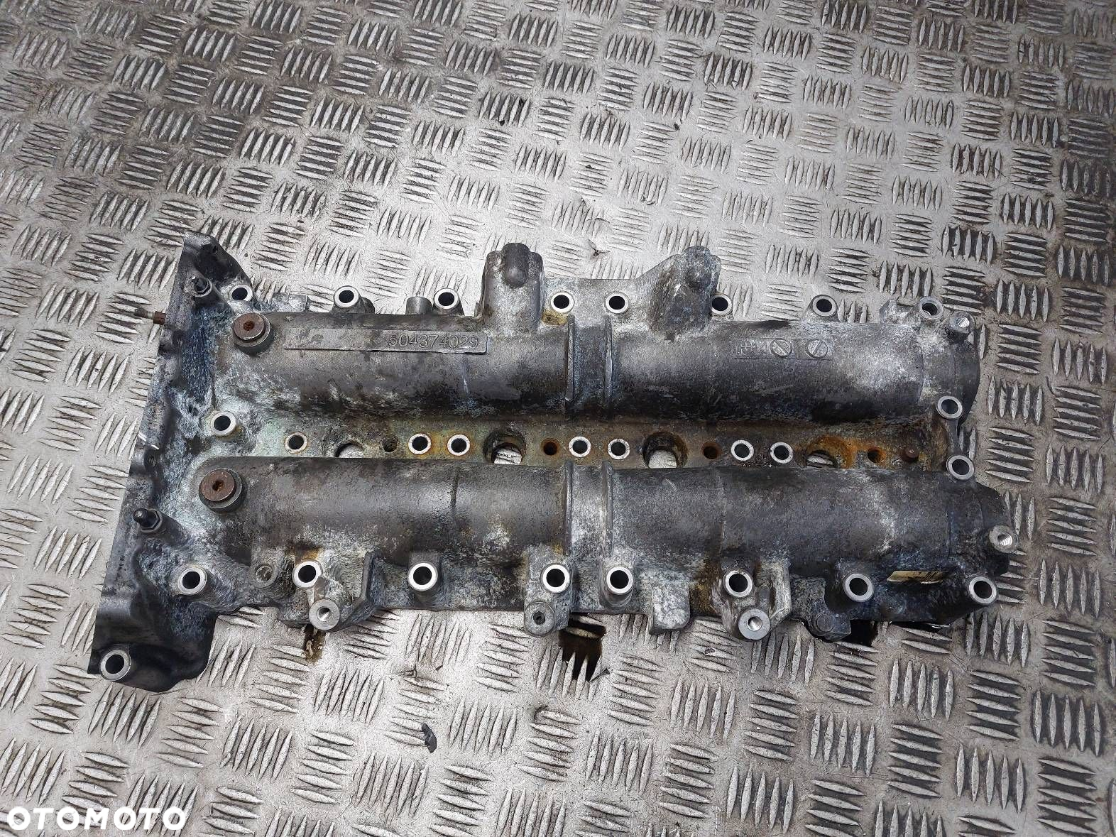 WAŁKI ROZRZĄDU + POKRYWA ZAWORÓW IVECO DAILY IV LIFT 3.0 D 504374029 - 6