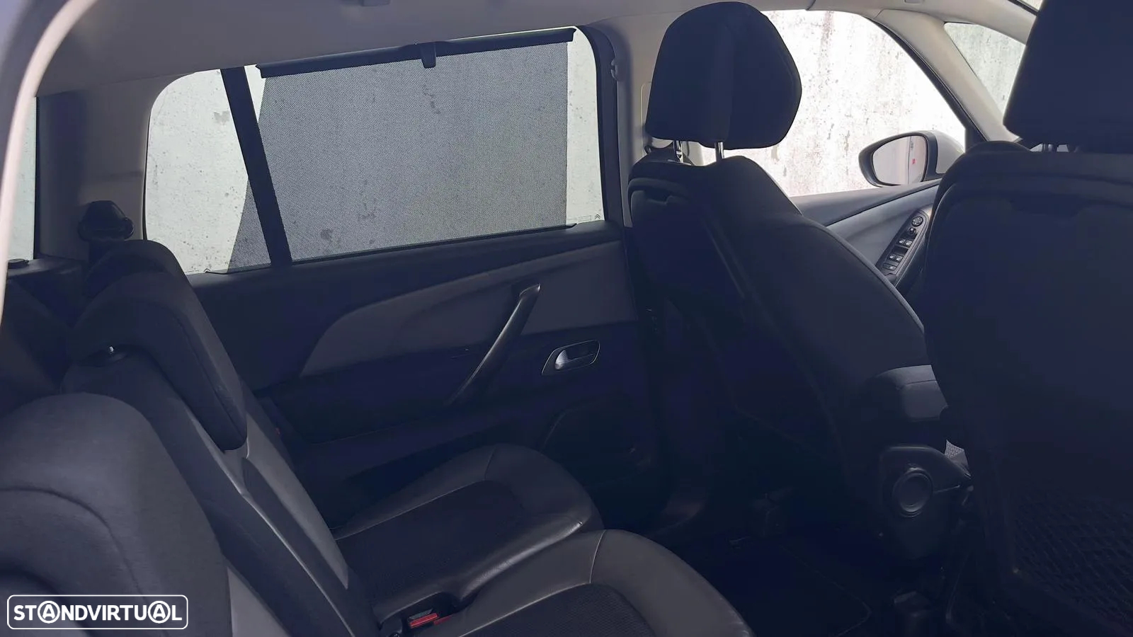 Citroën C4 Grand Picasso e-HDi 115 Intensive - 24