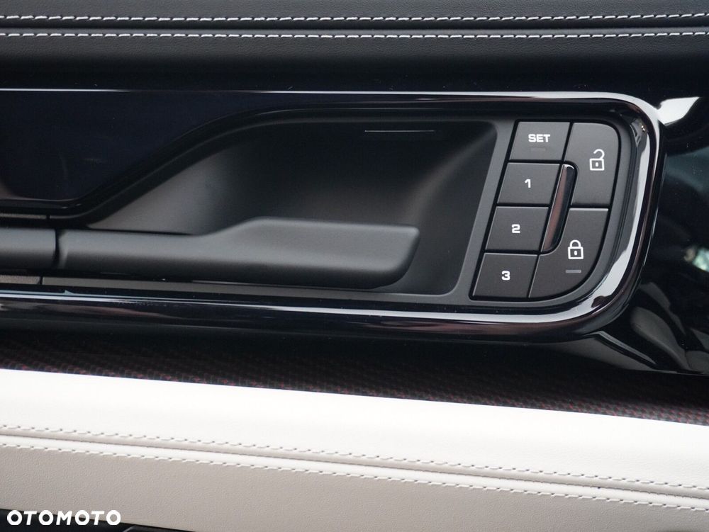 Porsche Panamera 4S E-Hybrid PHEV - 21