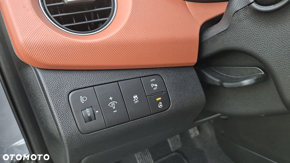 Hyundai i10 1.2 Fifa World Cup Edition - 7