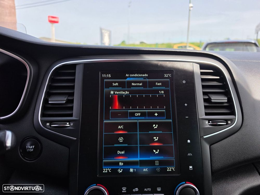 Renault Mégane 1.5 Blue dCi Bose Edition - 38