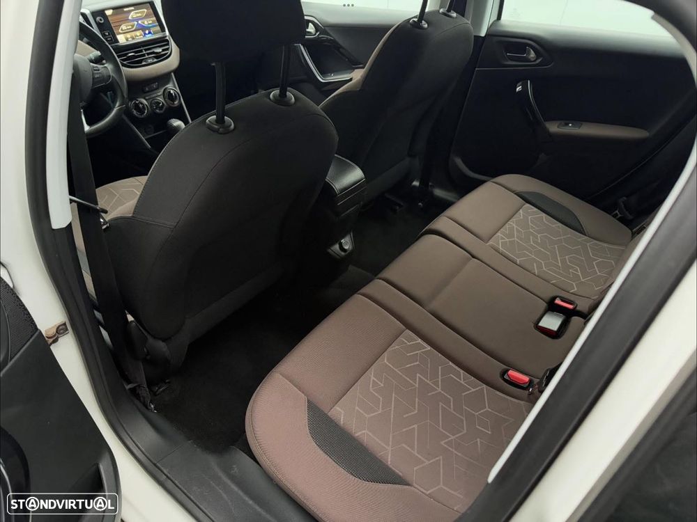 Peugeot 2008 PureTech 82 Style - 9