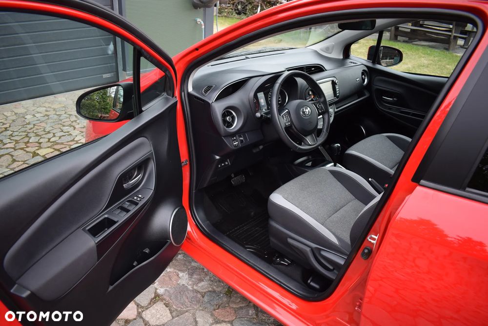 Toyota Yaris 1.5 20th Anniversary CVT - 20