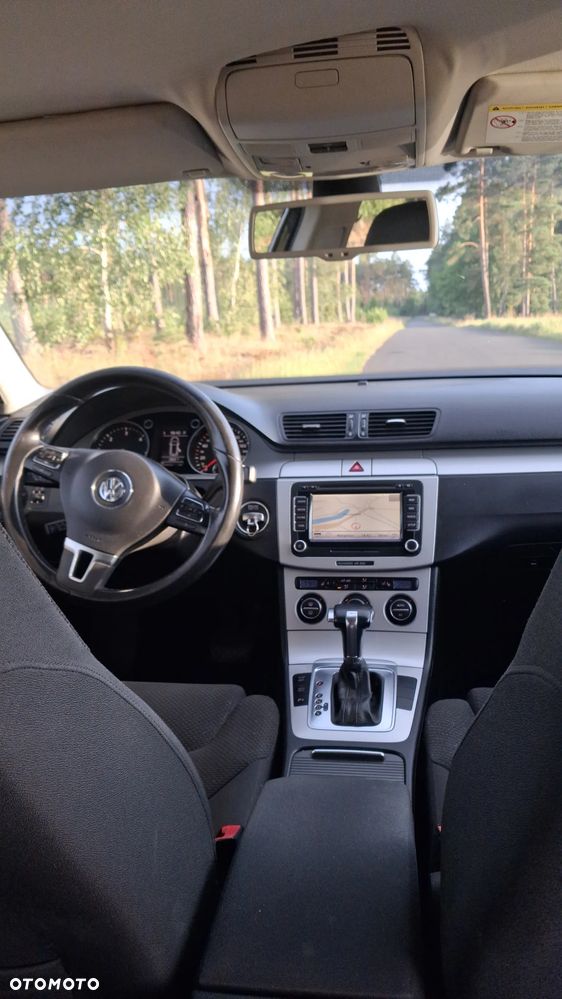 Volkswagen Passat 2.0 TDI DPF DSG Comfortline - 5