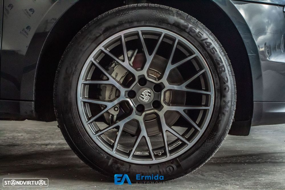 Porsche Macan S All Weather - 17