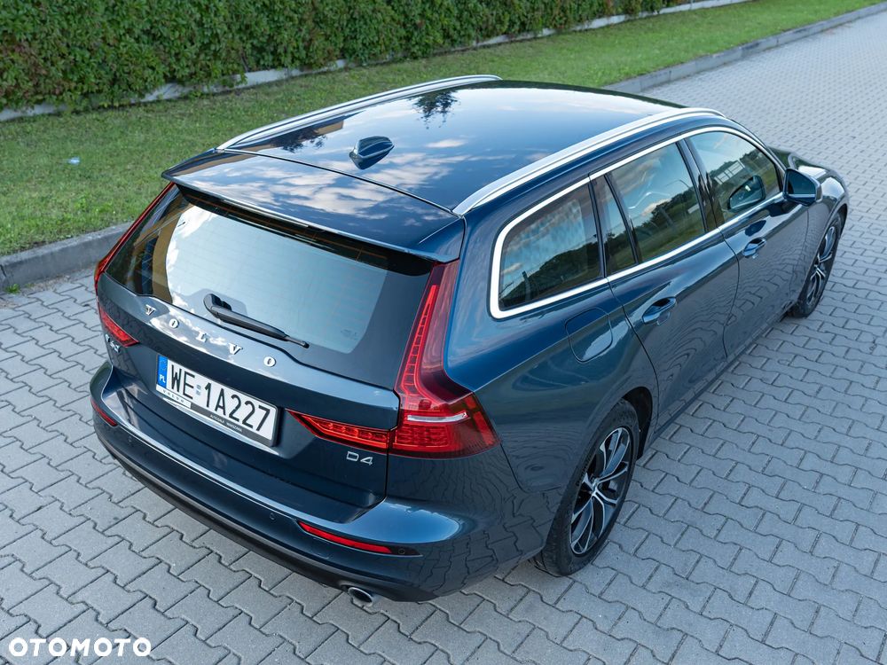 Volvo V60 D4 Momentum Pro - 10