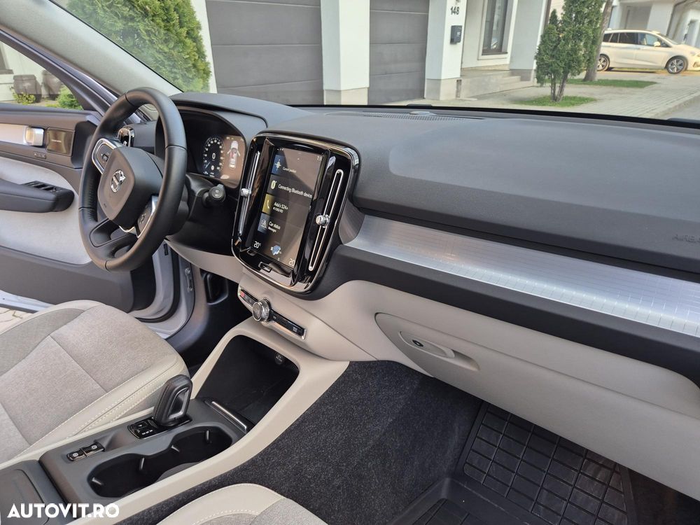 Volvo XC 40 - 3