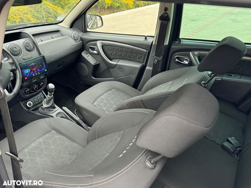 Dacia Duster dCi 110 FAP 4x4 Prestige - 10