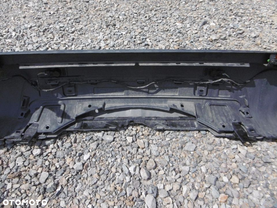 ZDERZAK TYLNY LAND ROVER DISCOVERY SPORT L550 PDC - 9