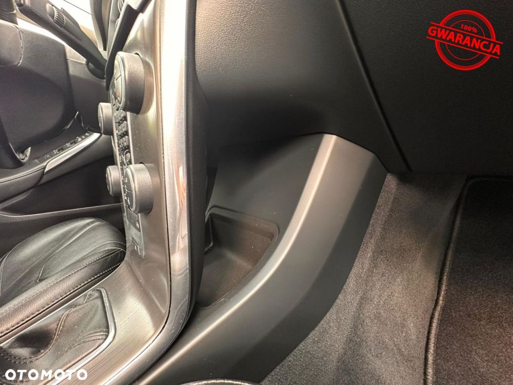 Volvo V40 D2 Drive-E R-Design Kinetic - 23