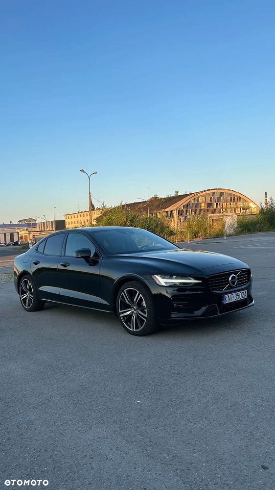 Volvo S60 T5 AWD R-Design - 1