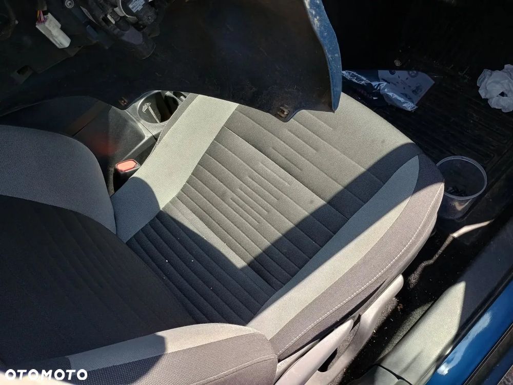 Toyota Auris 1.6 Active - 21