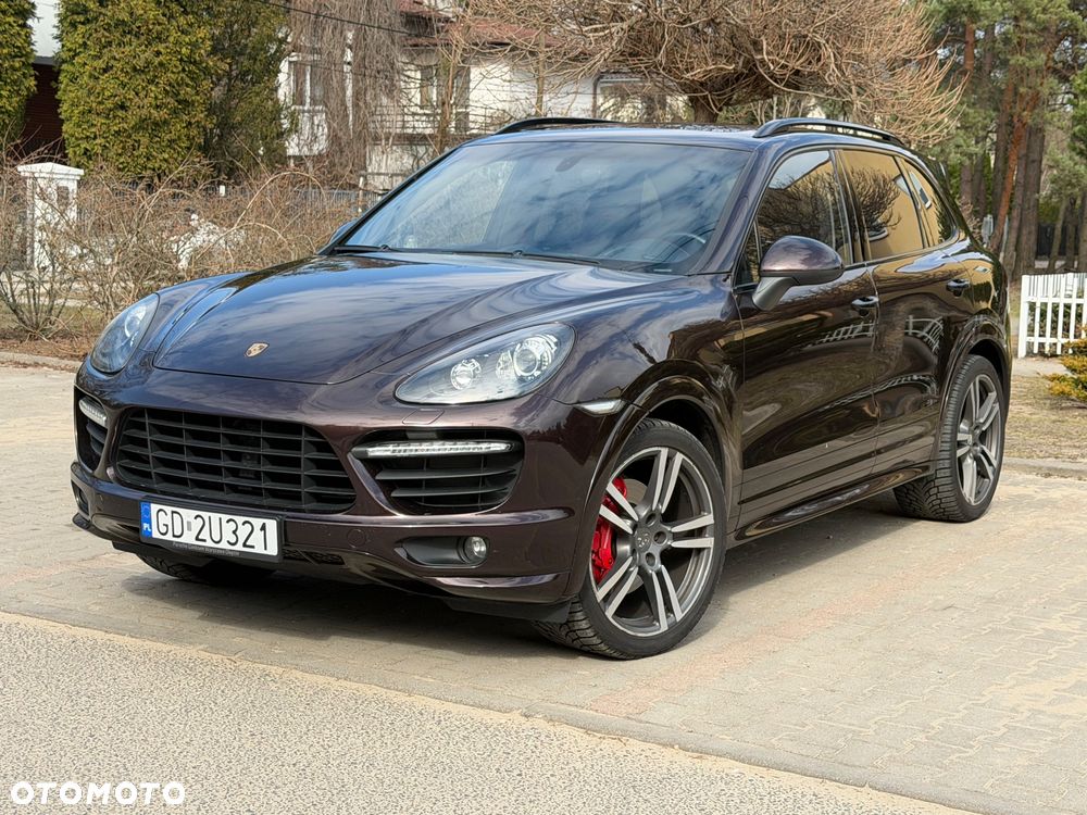 Porsche Cayenne - 2