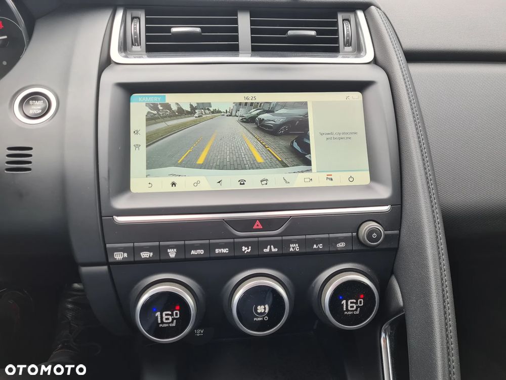 Jaguar E-Pace 2.0 i4D AWD R-Dynamic - 16