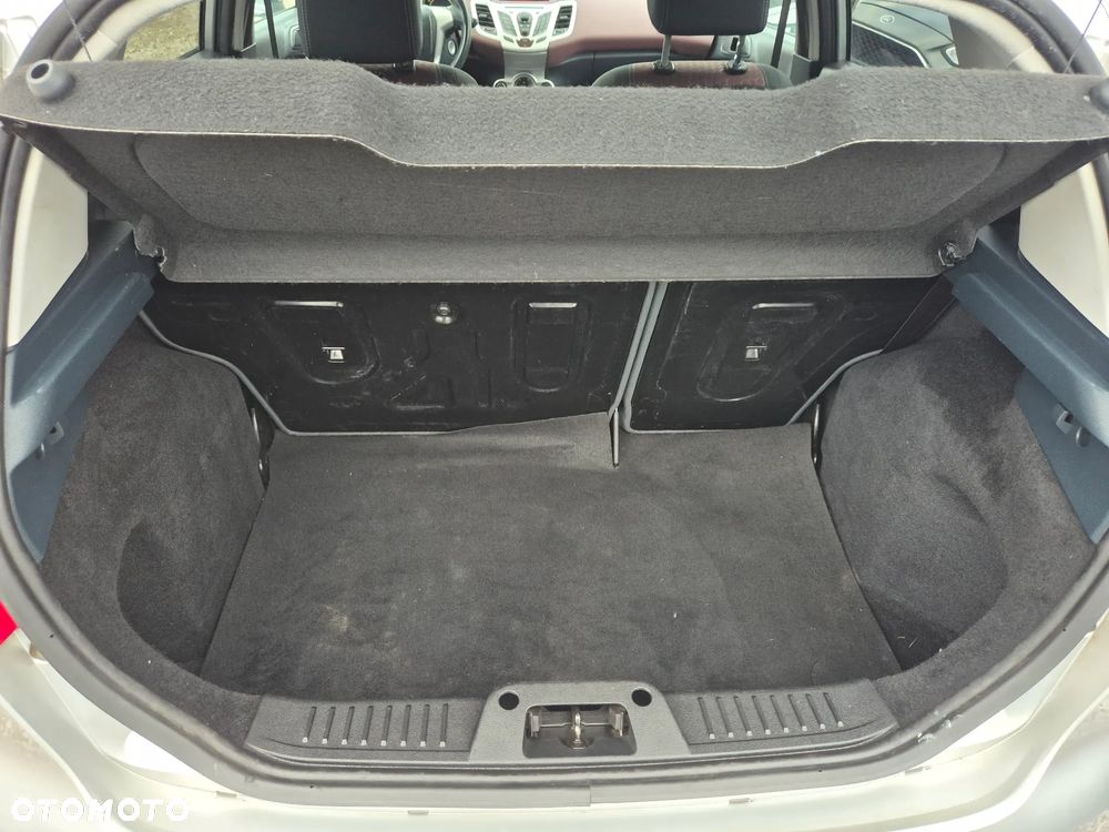 Ford Fiesta 1.4 Titanium - 30