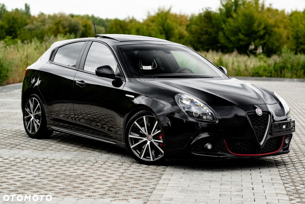 Alfa Romeo Giulietta 1750 TBi Veloce S TCT - 2
