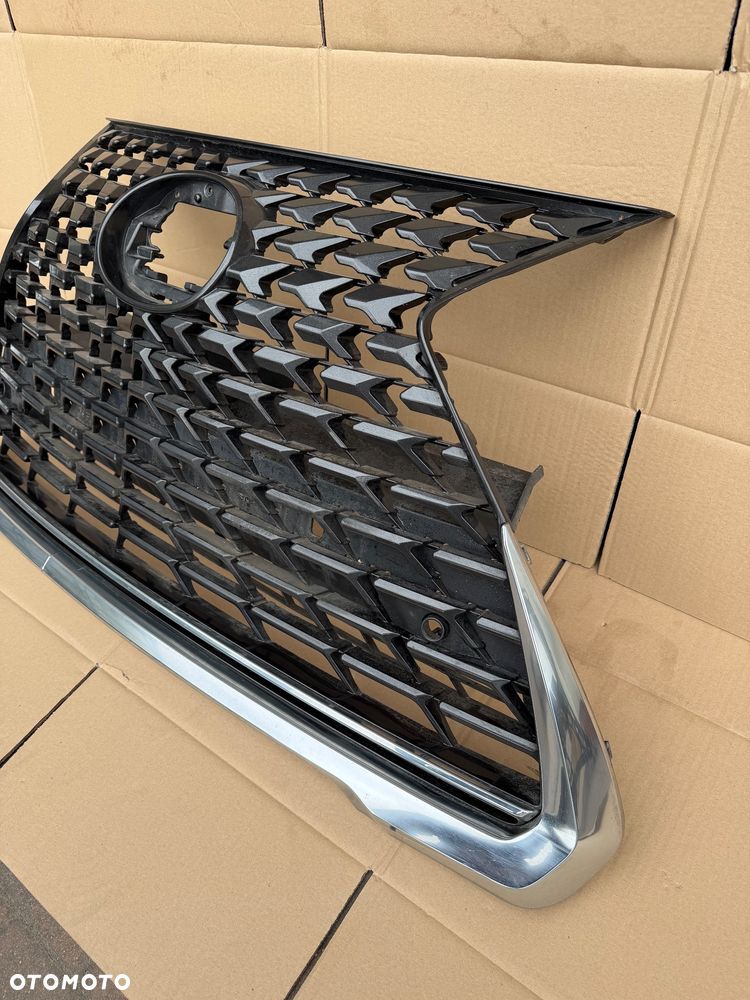 ATRAPA GRIL GRILL LEXUS UX 18- - 4