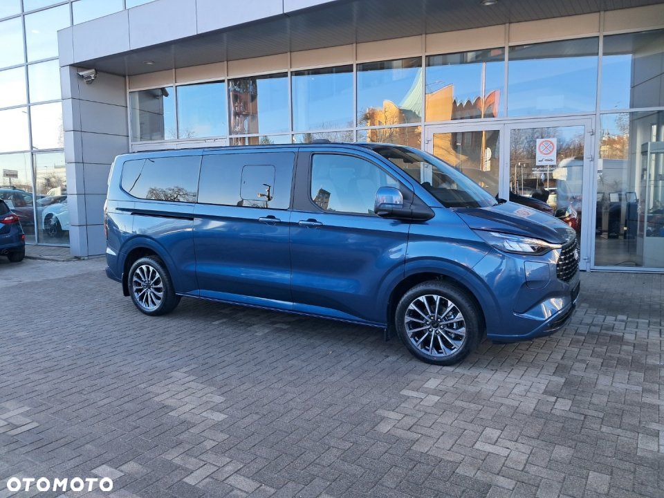 Ford Tourneo Custom - 6