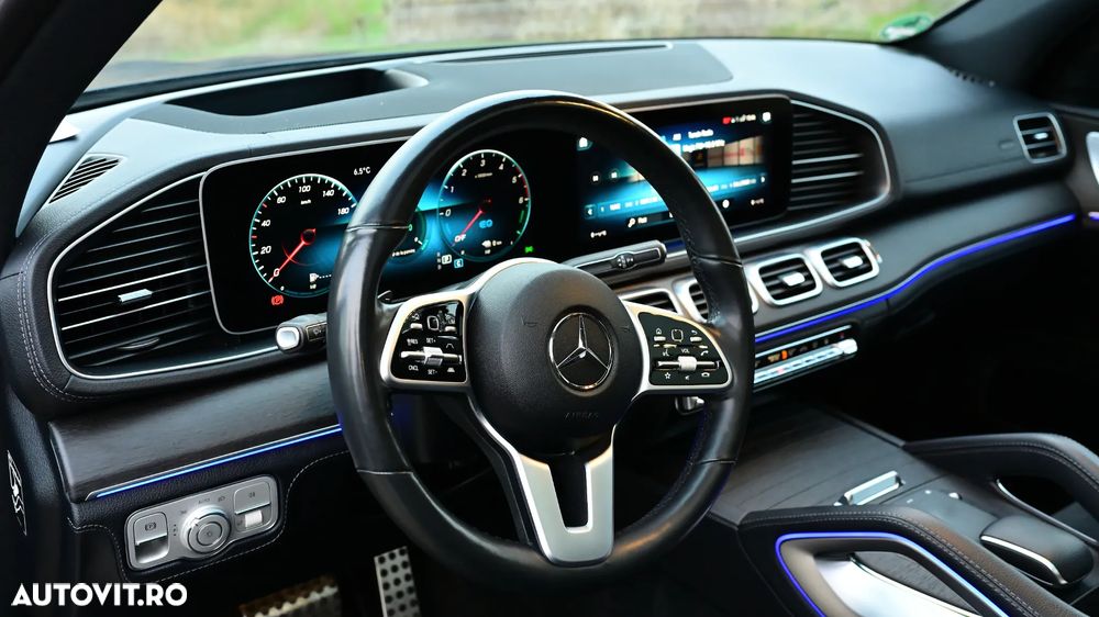 Mercedes-Benz GLE - 32