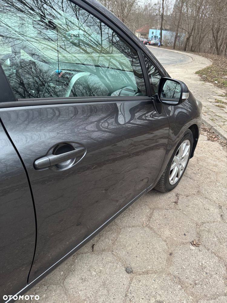 Toyota Auris 1.6 Premium - 9