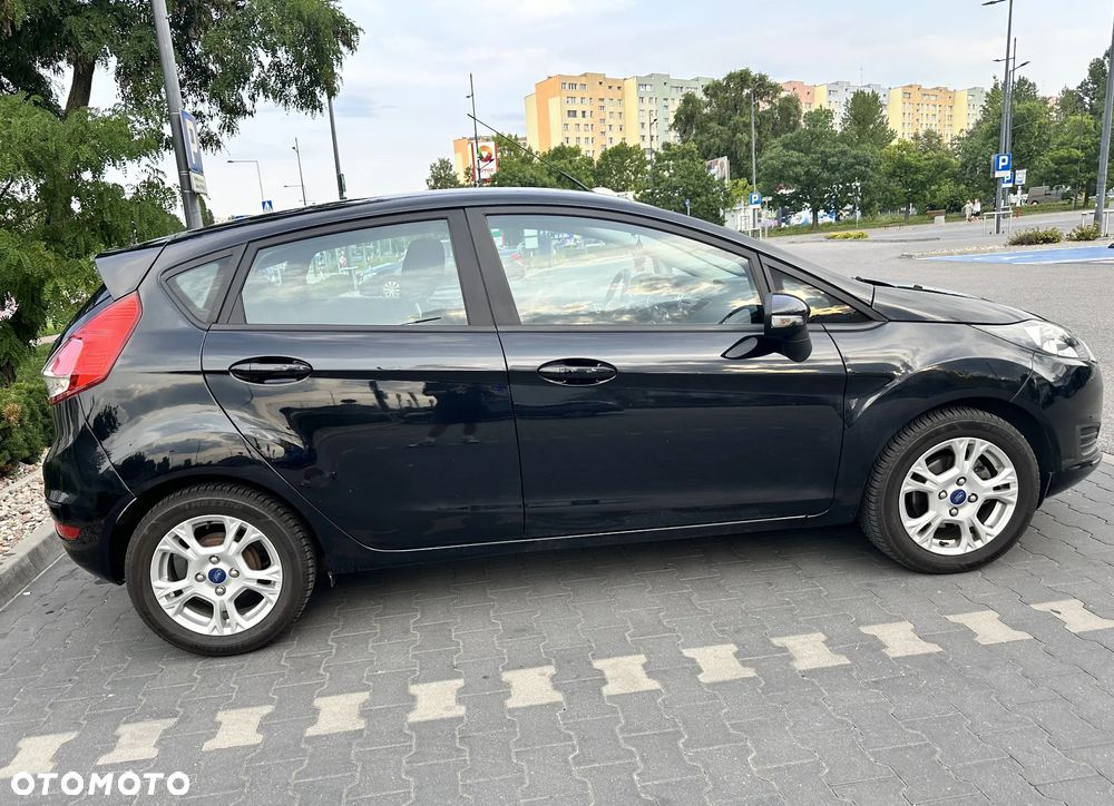 Ford Fiesta 1.0 EcoBoost SYNC Edition - 6