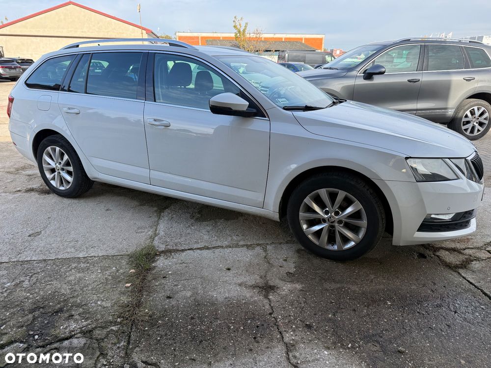 Skoda Octavia 1.6 TDI SCR Style - 6