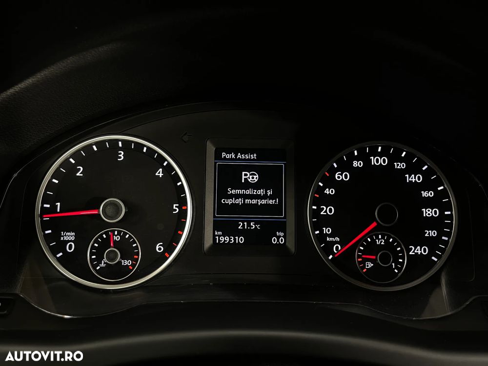 Volkswagen Tiguan 2.0 TDI SCR 4MOTION BlueMotion Technology DSG Sport & Style - 27
