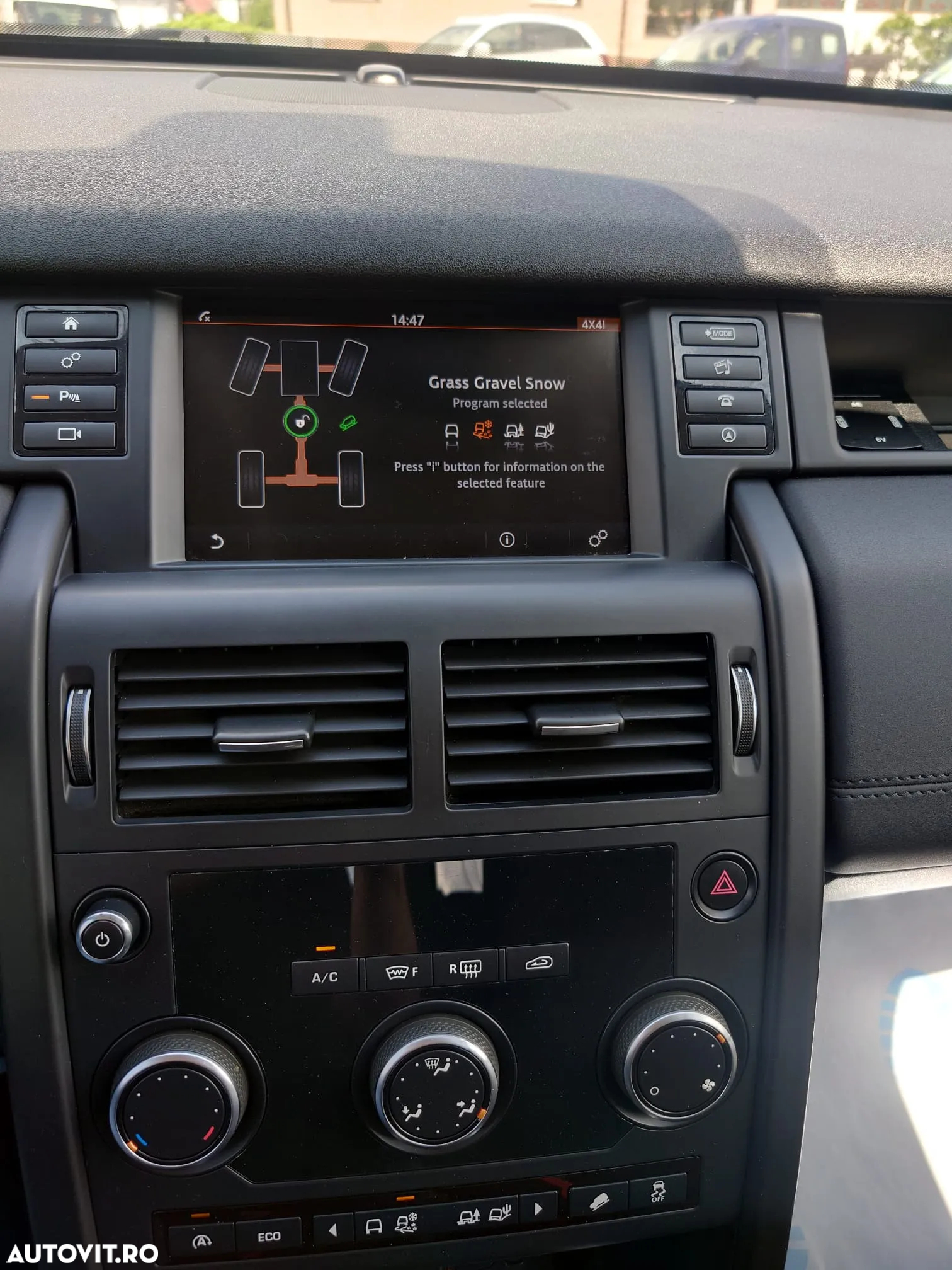 Land Rover Discovery Sport - 22