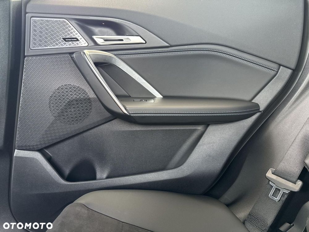 BMW iX1 eDrive20 66.5kWh M Sport - 20