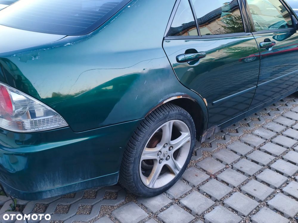 Lexus IS 200 Elegance - 9