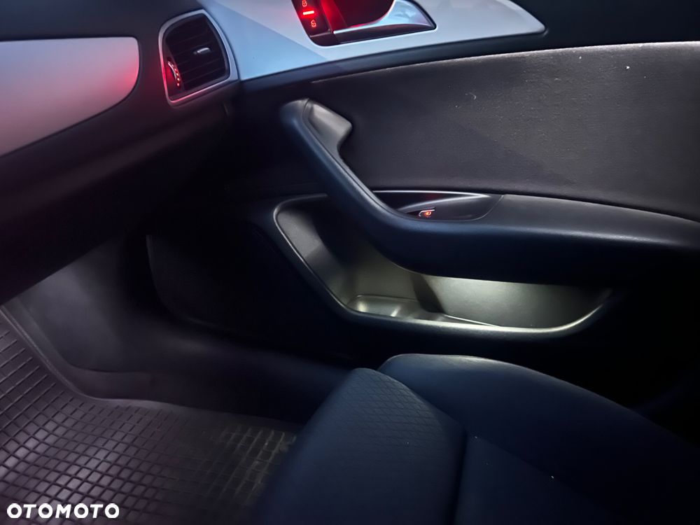 Audi A6 Avant 2.0 TDI ultra S tronic - 34