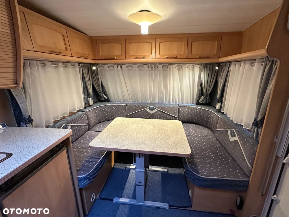Burstner 500 VENTANA z napędem i markizą kasetową THULE. - 11