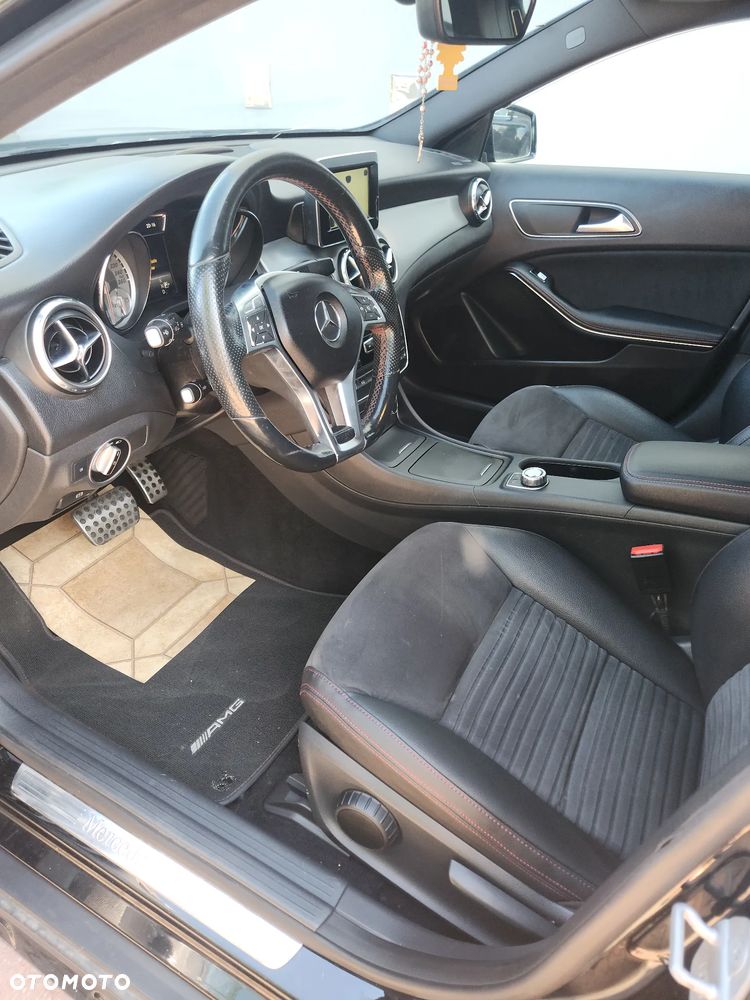 Mercedes-Benz GLA 200 (CDI) d 4Matic 7G-DCT AMG Line - 5