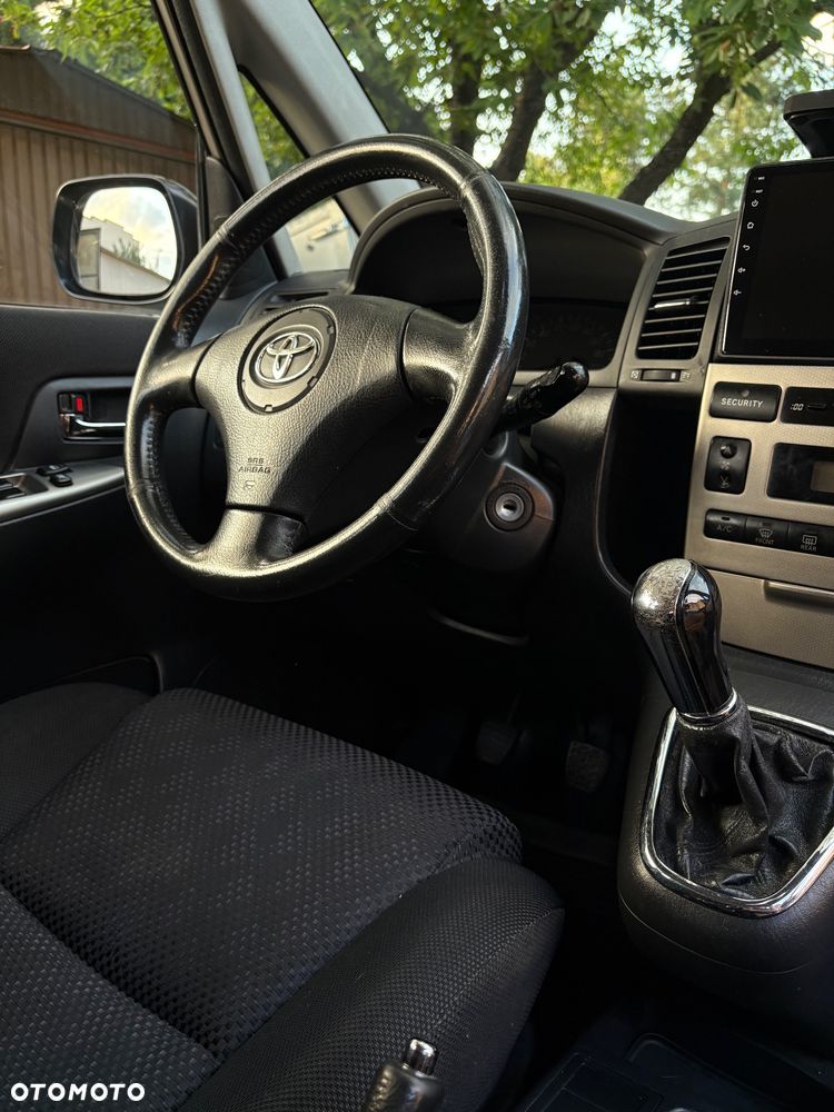 Toyota Corolla Verso 1.6 Terra - 20
