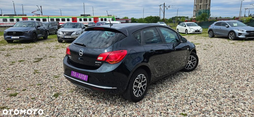 Opel Astra 1.4 Turbo ecoFLEX Start/Stop Exklusiv - 2