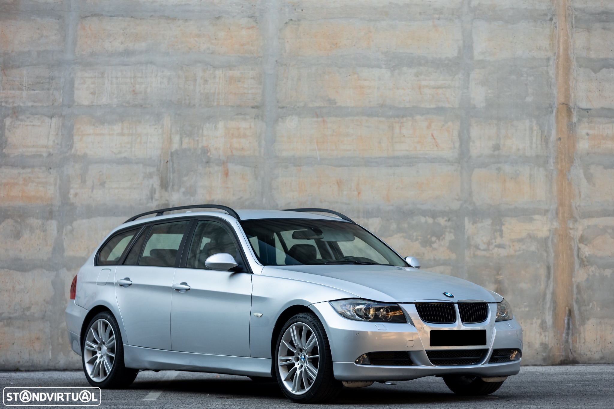 BMW 320 d Touring Navigation Sport - 2