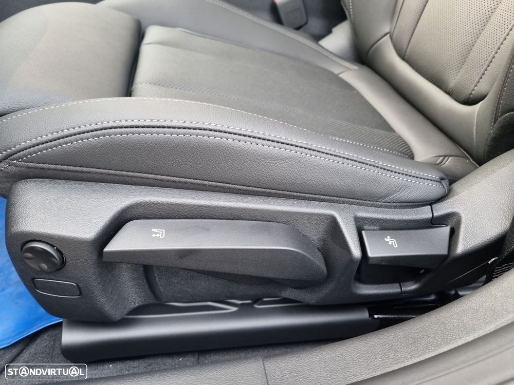 BMW i4 eDrive40 - 15