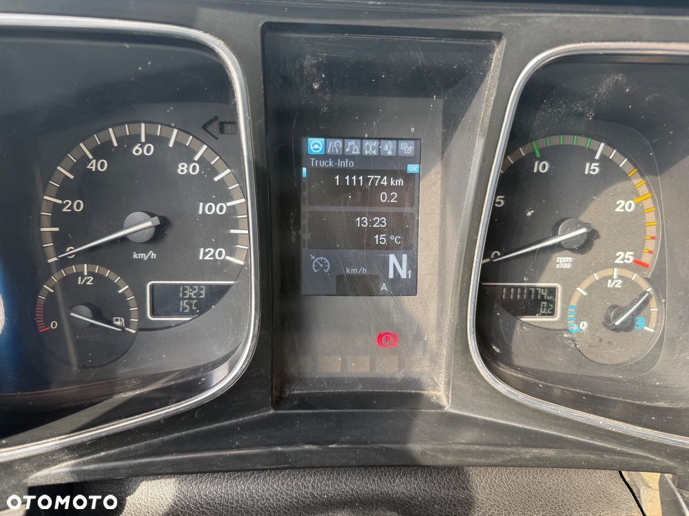 Mercedes-Benz Actros MP4 - 7