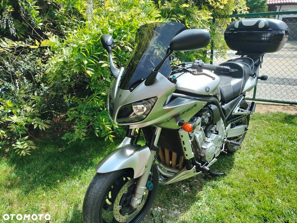 Yamaha FZS - 3