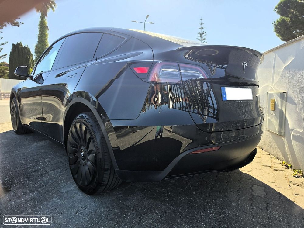 Tesla Model Y Standard - 47