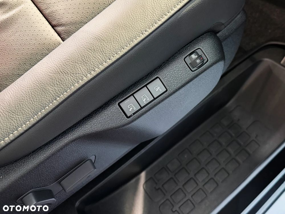 Toyota Proace Verso 2.0 D4-D Long VIP - 33