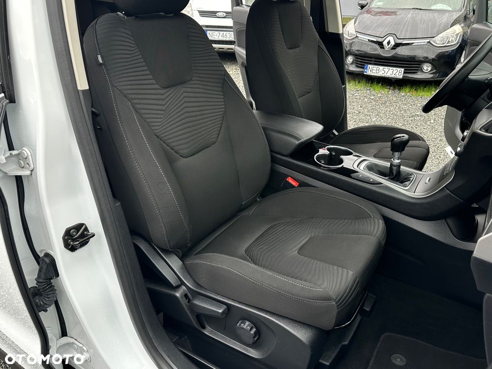 Ford S-Max 2.0 TDCi Titanium - 26