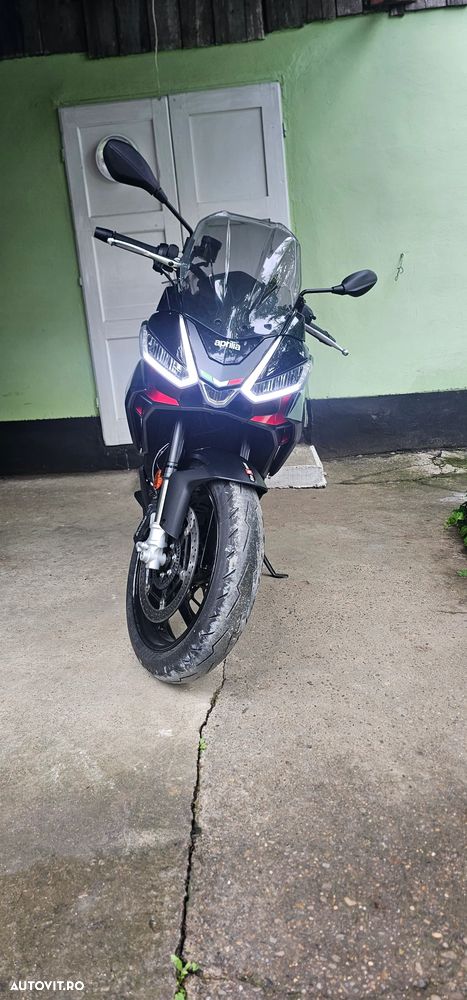 Aprilia Tuono 660 - 2