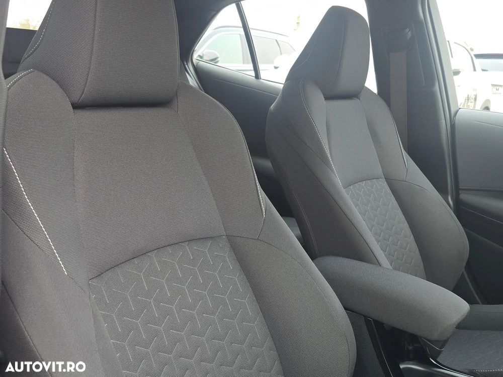 Toyota Corolla 1.8 HSD Dynamic - 21