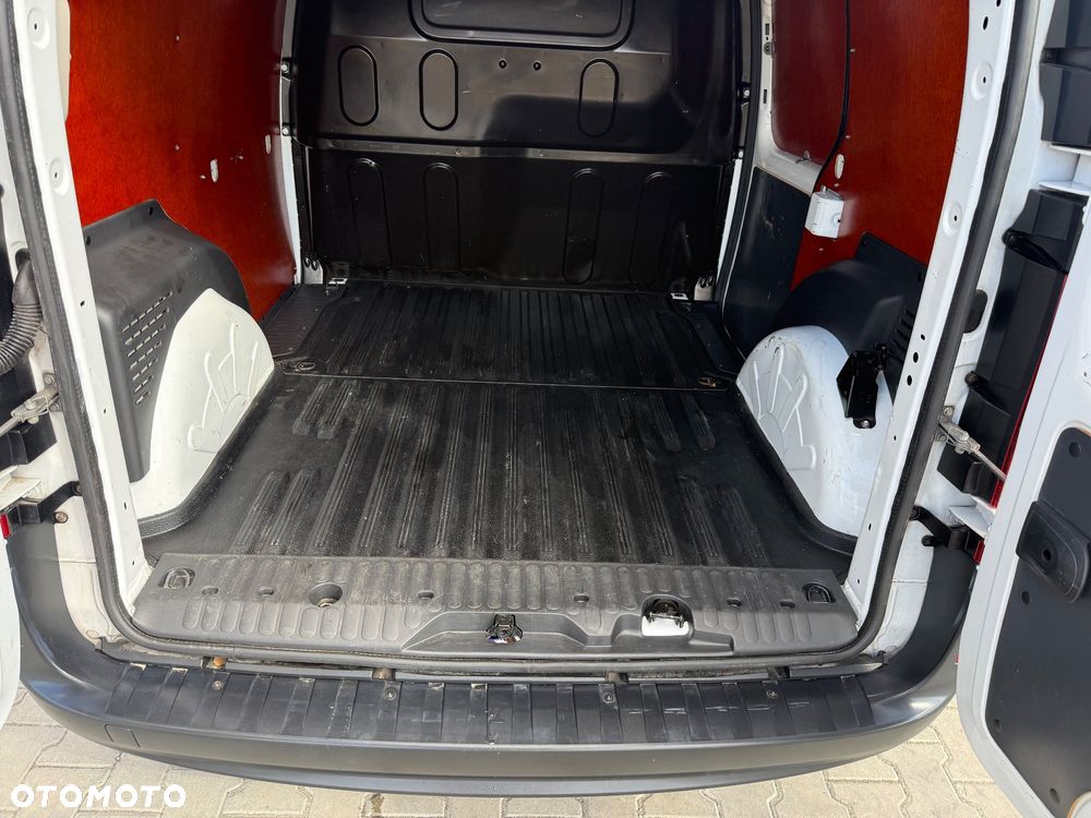 Mercedes-Benz CITAN - 10