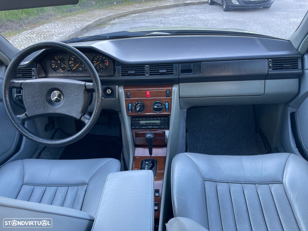 Mercedes-Benz W124 (1984-1997) - 17