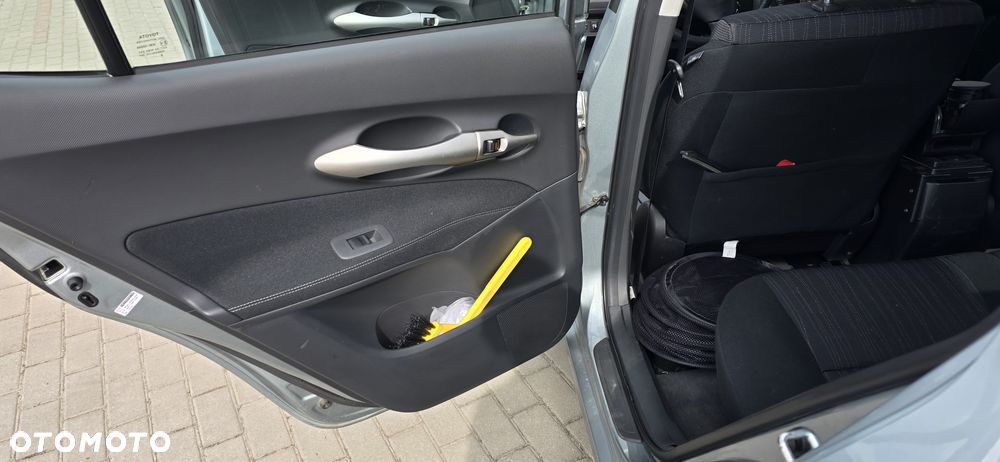 Toyota Auris 1.6 2010 - 3