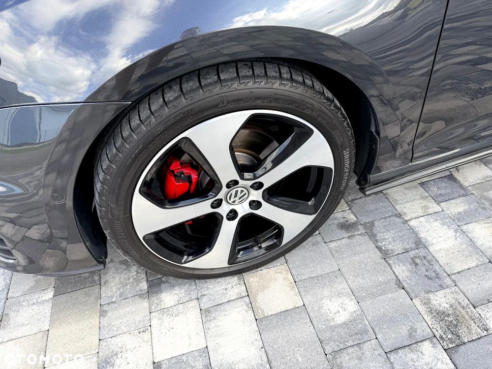 Volkswagen Golf GTI BlueMotion Technology - 36