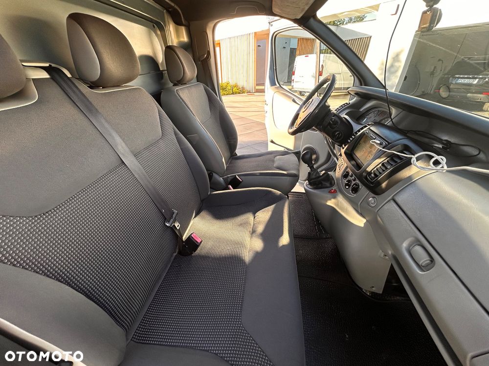 Opel Vivaro - 6