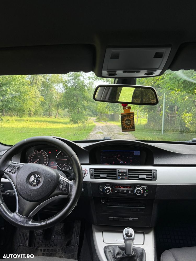 BMW Seria 3 318d - 6